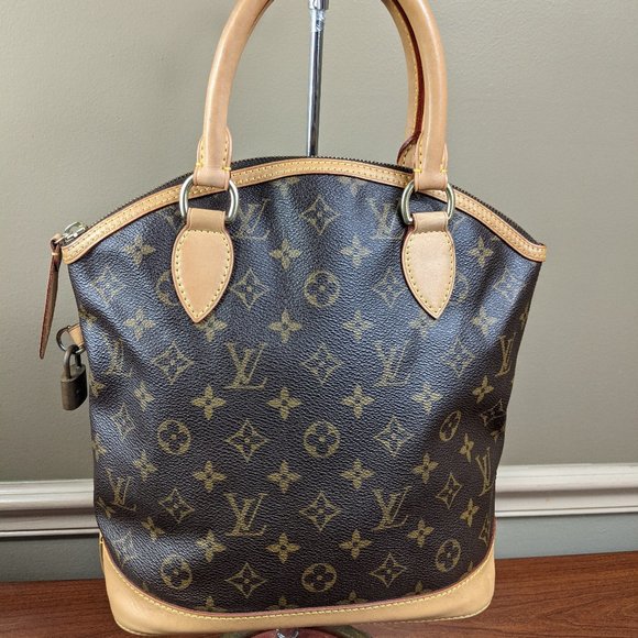 Auth Louis Vuitton Lockit Vertical PM Monogram - Picture 2 of 11